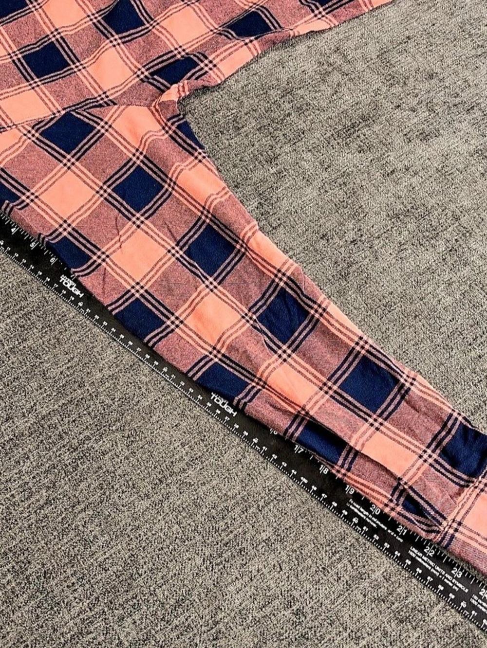 Vintage Burberry Men XL Plaid Button Up Pink Navy 100% Cotton Equestrian Knight - Picture 5 of 13